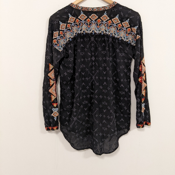 Johnny Was Embroidered Gina Long Sleeve Blouse Tunic Black M - Picture 11 of 15